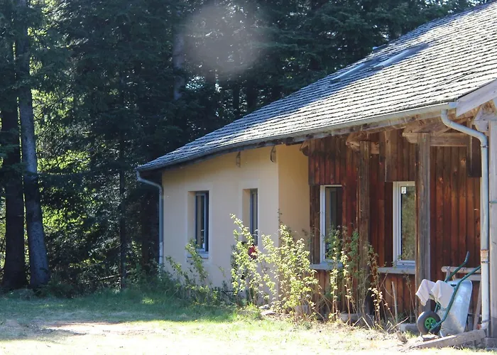 D'etape Et Table D'hotes Les Airelles Chasserades